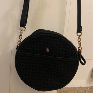Tommy Hilfiger Crossbody
